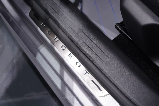 PEUGEOT 208 usata, con Cruise Control