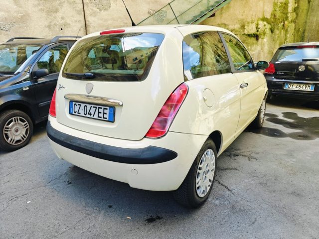 LANCIA Ypsilon usata, con Chiusura centralizzata