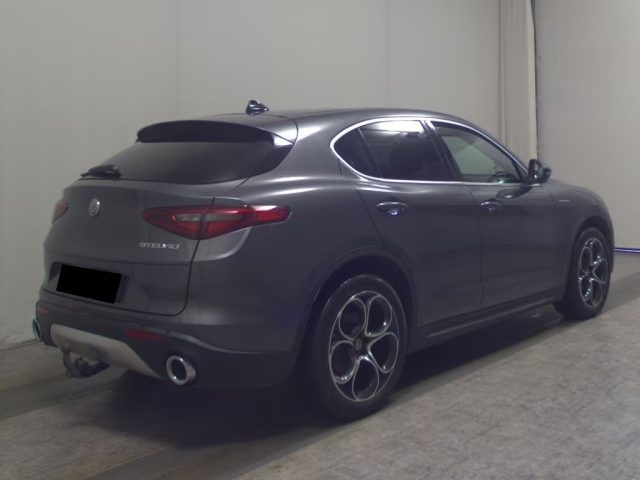 ALFA ROMEO Stelvio usata, con Airbag