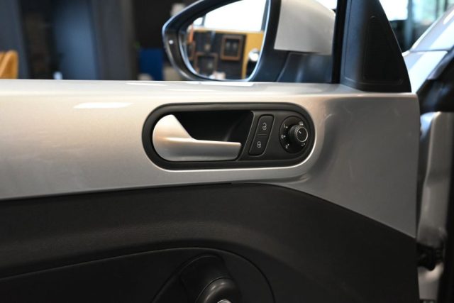 VOLKSWAGEN Maggiolino usata 40