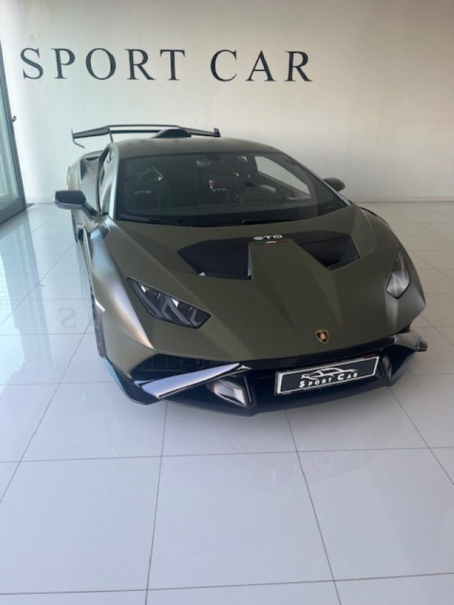 LAMBORGHINI Huracan usata, con Autoradio digitale