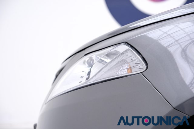 LANCIA Ypsilon usata, con USB