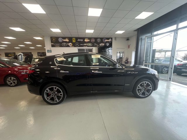 MASERATI Levante usata, con Autoradio
