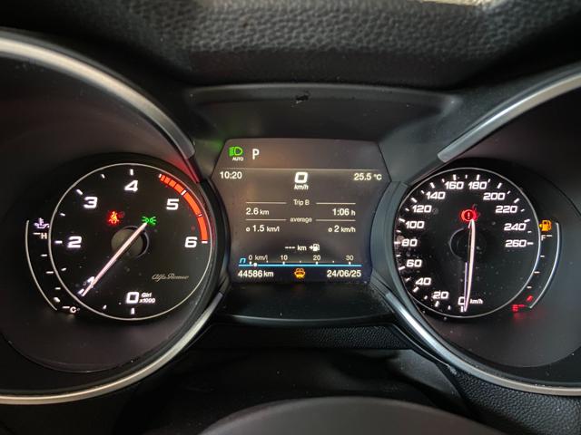 ALFA ROMEO Stelvio usata, con Controllo trazione