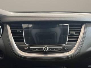 OPEL Grandland X usata, con Volante in pelle