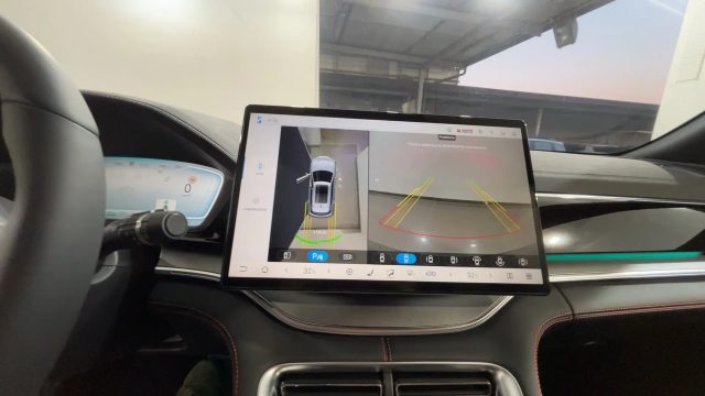 BYD Seal usata, con Autoradio digitale