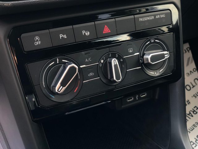 VOLKSWAGEN T-Cross usata, con Bluetooth