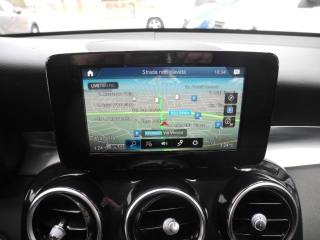 MERCEDES-BENZ GLC 300 usata, con Autoradio digitale