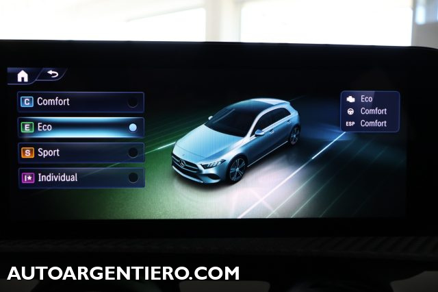 MERCEDES-BENZ A 180 usata, con Park Distance Control