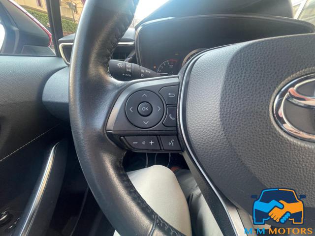 TOYOTA Corolla usata, con USB