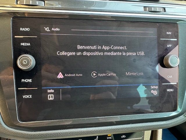 VOLKSWAGEN Tiguan usata, con Sistema di navigazione