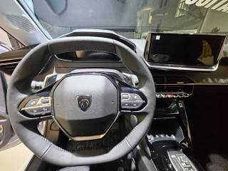 PEUGEOT 208 usata, con Specchietti laterali elettrici