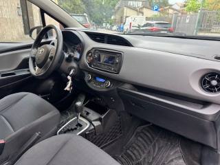 TOYOTA Yaris usata, con Controllo trazione