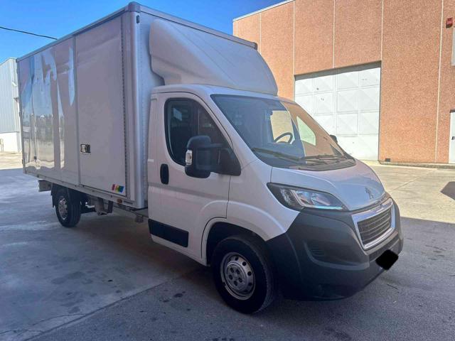 PEUGEOT Boxer usata, con ABS