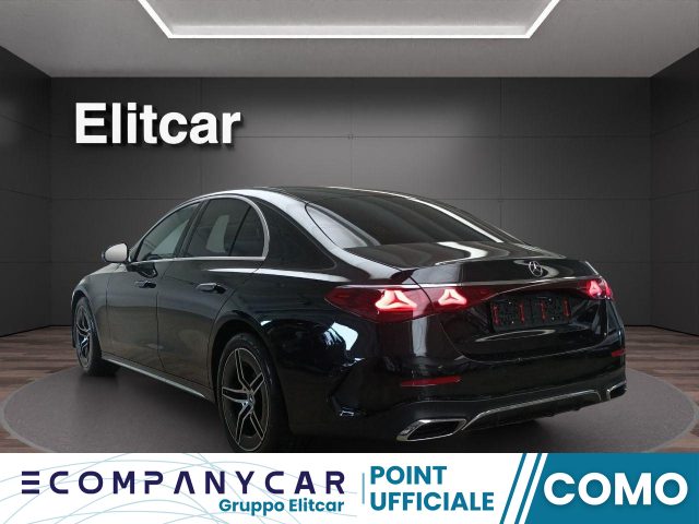 MERCEDES-BENZ E 220 usata, con Cerchi in lega