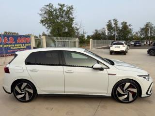 VOLKSWAGEN Golf usata, con Autoradio