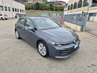 VOLKSWAGEN Golf usata, con Alzacristalli elettrici