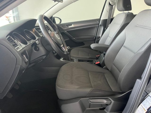 VOLKSWAGEN Golf usata, con Frenata d
