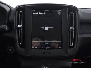 VOLVO XC40 usata 13