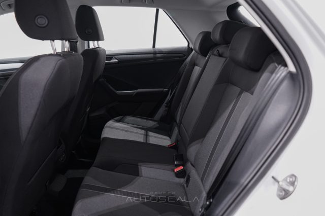 VOLKSWAGEN T-Roc usata, con Riconoscimento dei segnali stradali