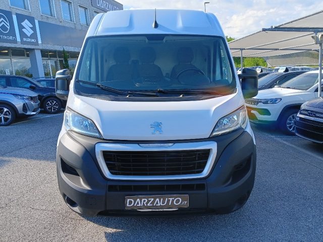 PEUGEOT Boxer usata, con Airbag