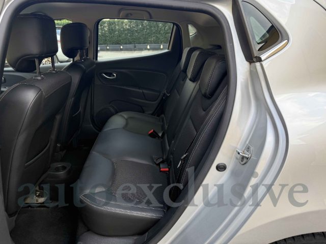 RENAULT Clio usata, con Specchietti laterali elettrici