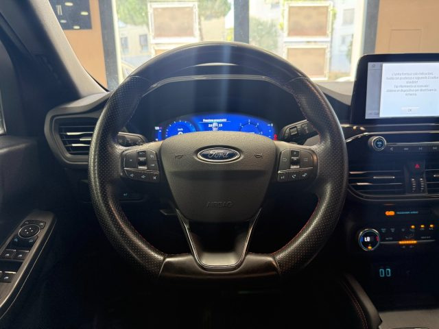 FORD Kuga usata, con Sistema di navigazione