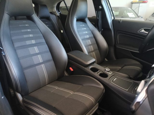 MERCEDES-BENZ GLA 200 usata, con Bracciolo