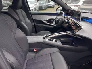 PEUGEOT 3008 usata, con Sensori di parcheggio posteriori