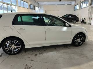 VOLKSWAGEN Golf usata, con ESP