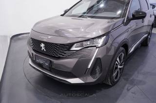 PEUGEOT 5008 usata, con Airbag testa