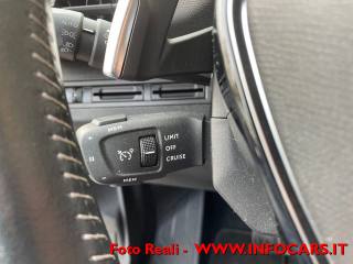PEUGEOT 3008 usata, con Specchietti laterali elettrici