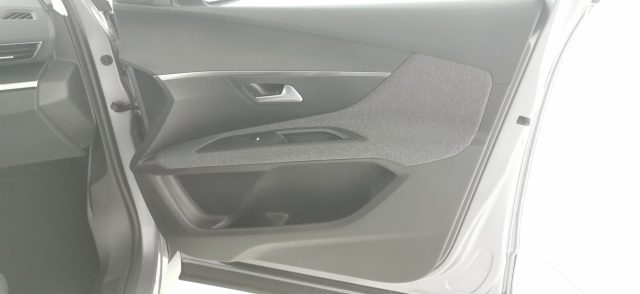PEUGEOT 3008 usata 47