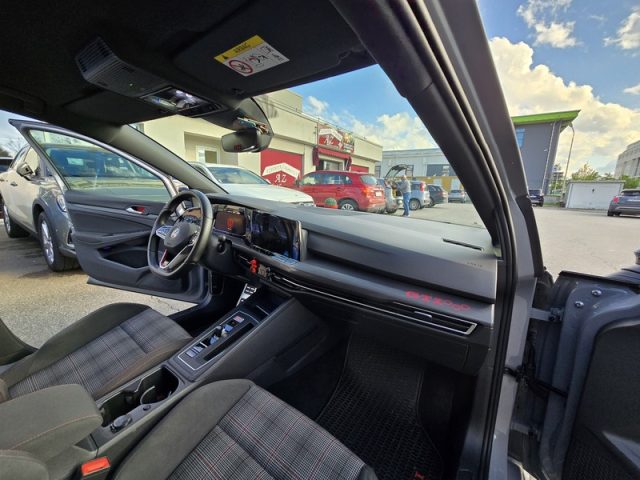VOLKSWAGEN Golf usata, con Chiusura centralizzata