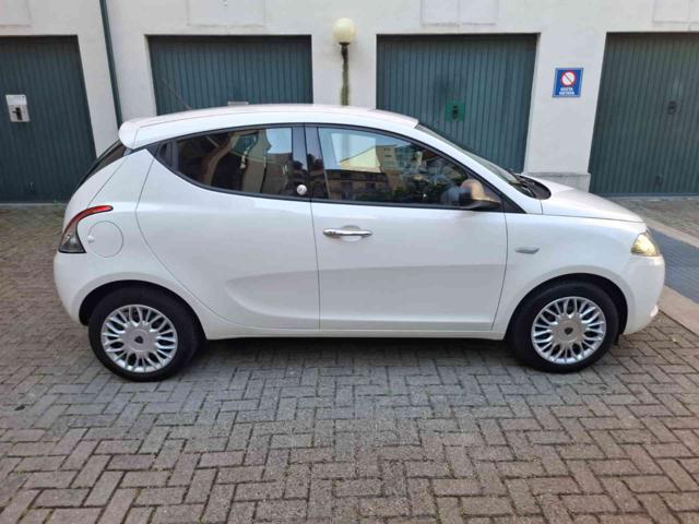 LANCIA Ypsilon usata, con Chiusura centralizzata