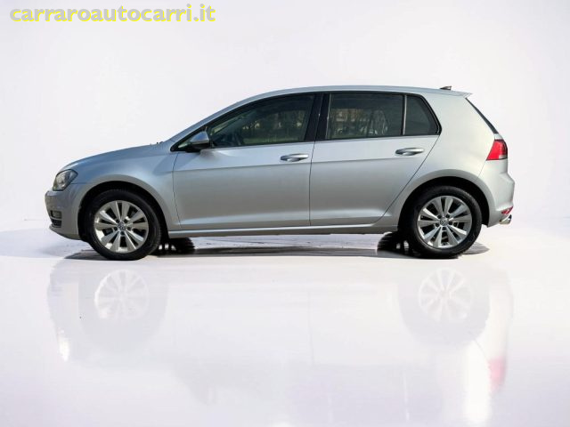 VOLKSWAGEN Golf usata, con Autoradio