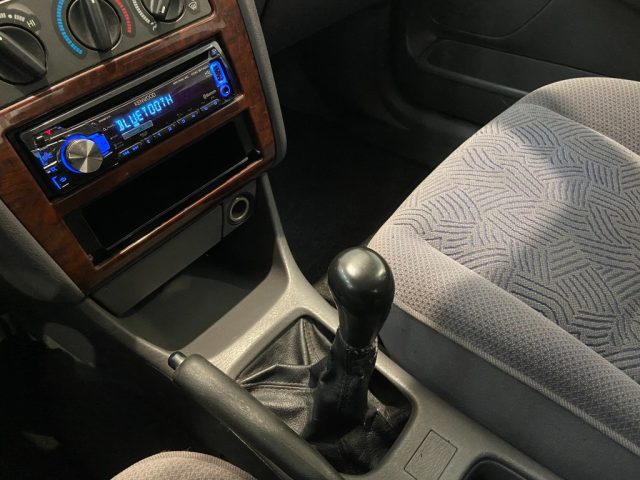 TOYOTA Avensis usata, con Lettore CD