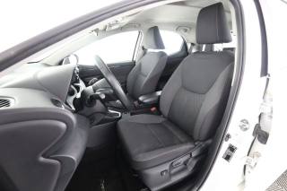 TOYOTA Yaris usata 2