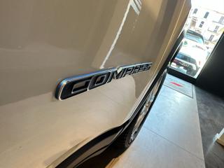 JEEP Compass usata, con Sedile posteriore sdoppiato