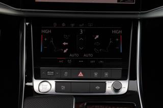 AUDI Q8 usata, con Interni in pelle