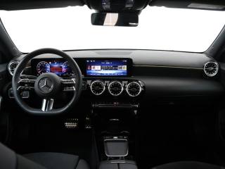 MERCEDES-BENZ A 180 usata, con Sistema di navigazione