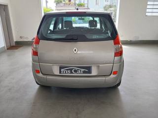 RENAULT Scenic usata, con Cruise Control