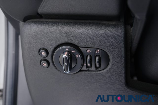 MINI One usata, con Bluetooth