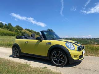 MINI Cabrio usata, con Alzacristalli elettrici
