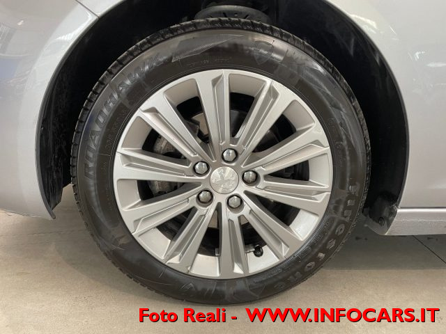PEUGEOT 308 usata, con Fendinebbia