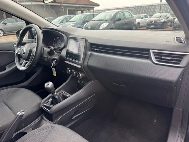 RENAULT Clio usata, con Climatizzatore