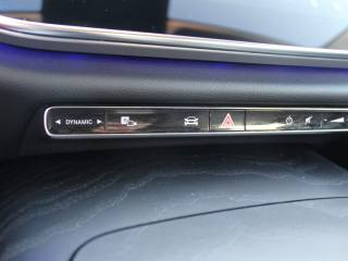 MERCEDES-BENZ E 220 usata, con Controllo elettronico della corsia