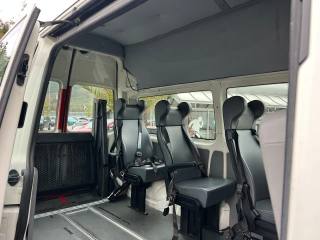 VOLKSWAGEN Caravelle usata, con ESP