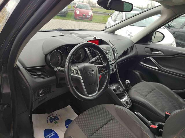 OPEL Zafira Tourer usata, con Cruise Control