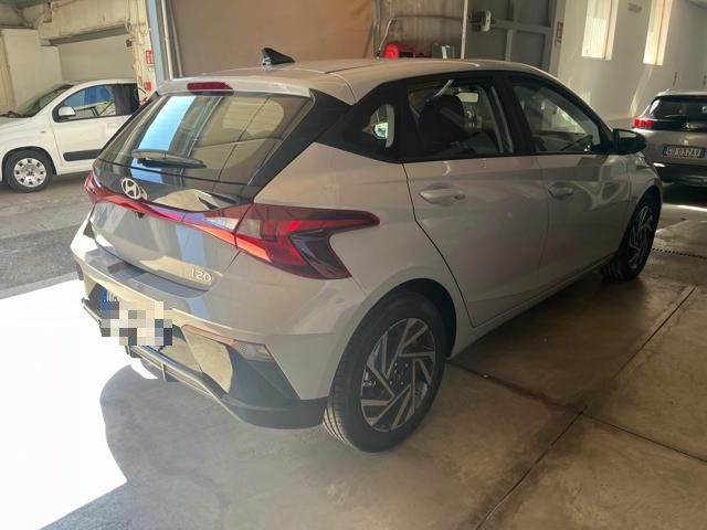 HYUNDAI i20 usata, con Airbag laterali